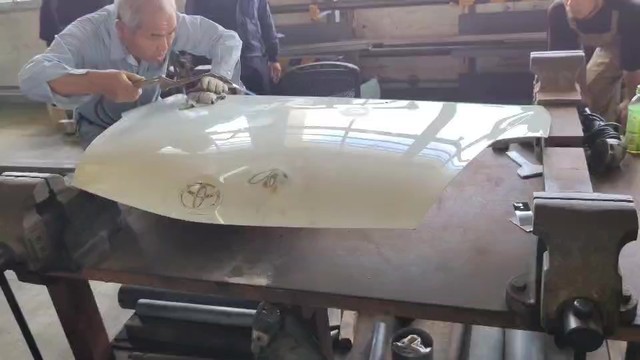車体組合アルミ鈑金動画 - カット画像.jpg
